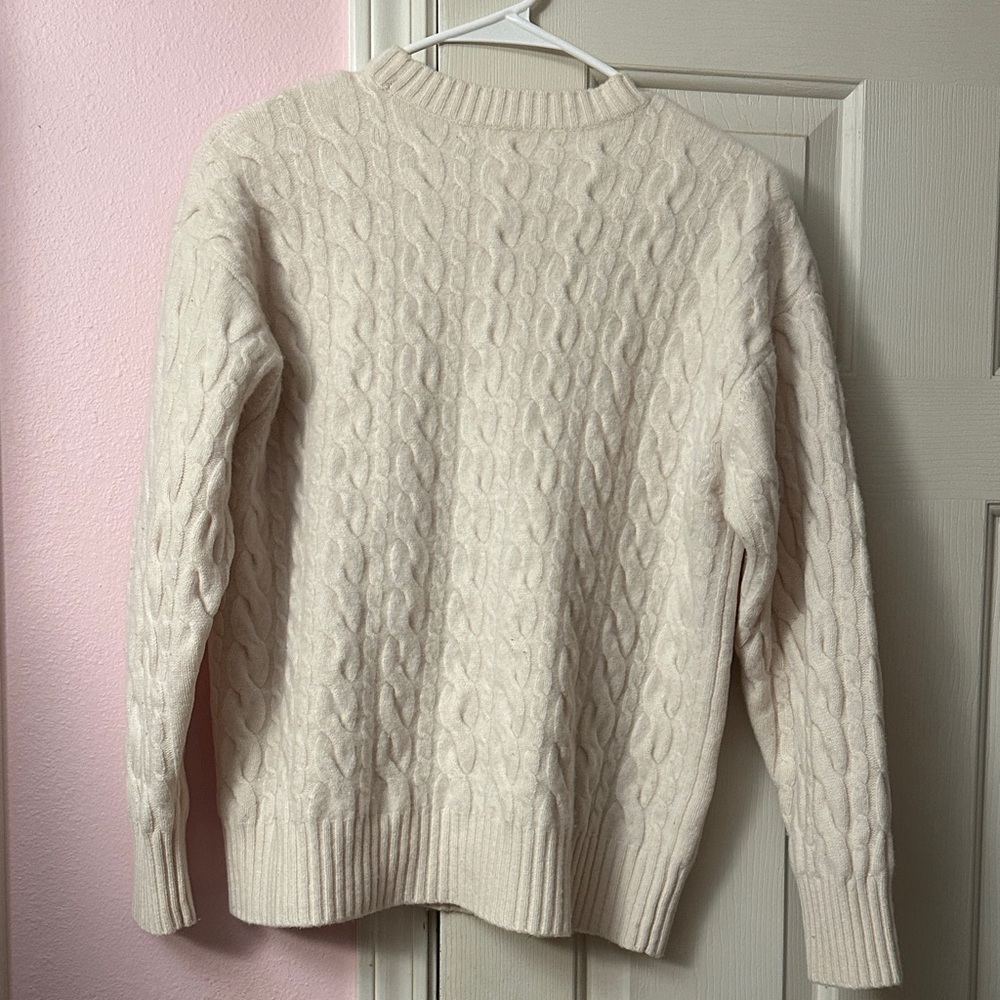 Aritzia 95% wool sweater - Picture 3 of 7